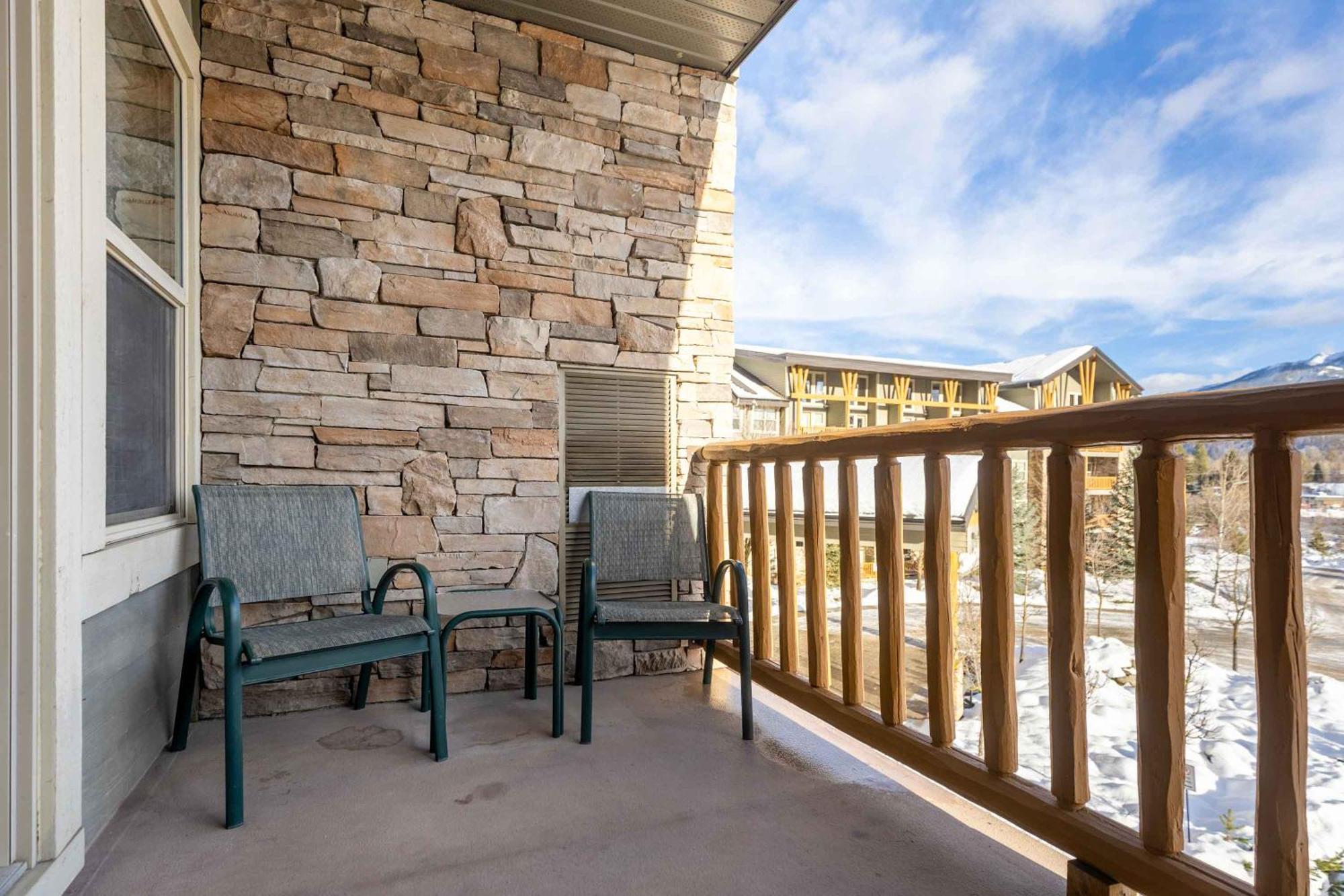 Silver Rock Condominiums By Fernie Central Reservations Экстерьер фото
