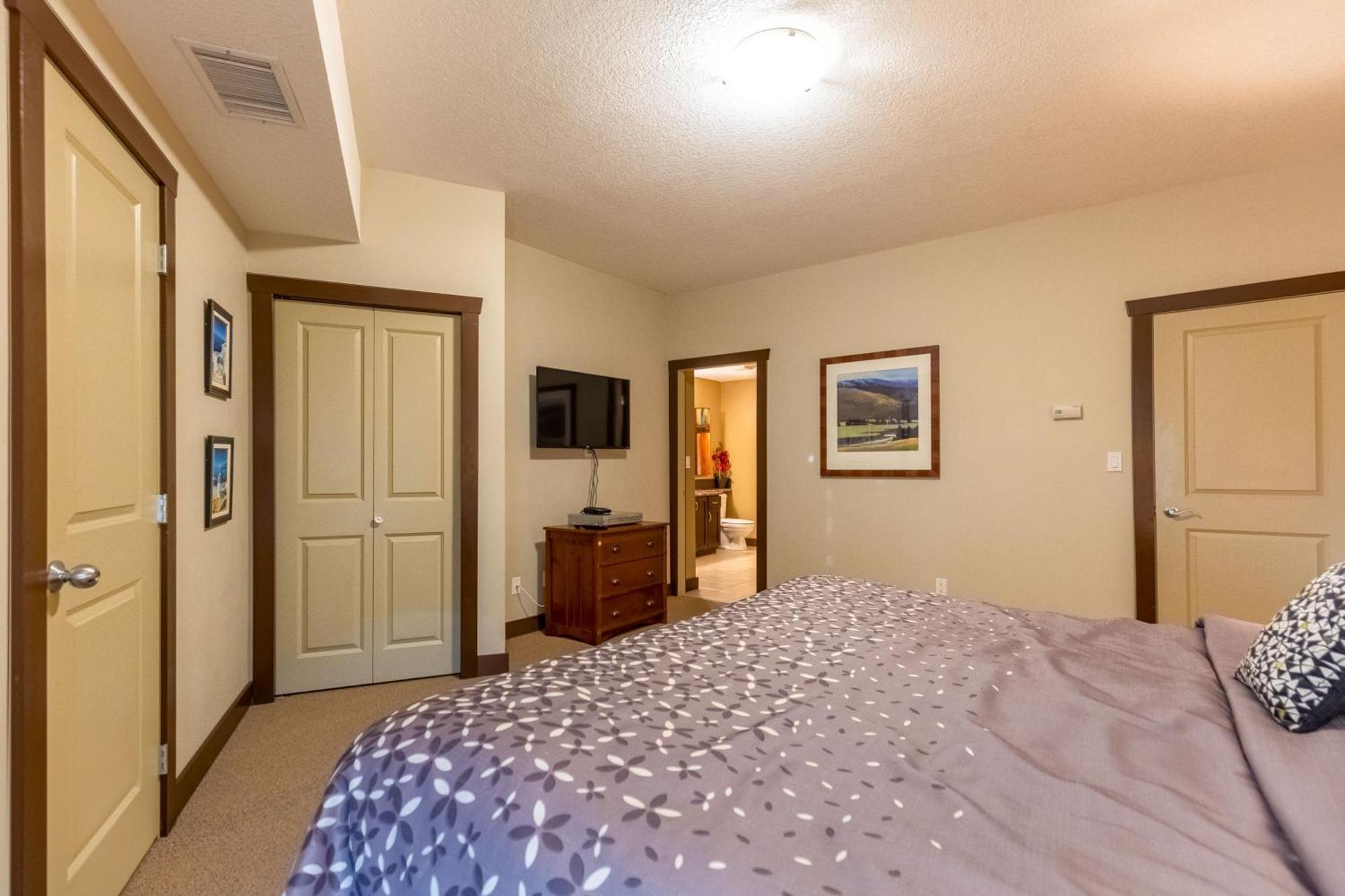 Silver Rock Condominiums By Fernie Central Reservations Экстерьер фото