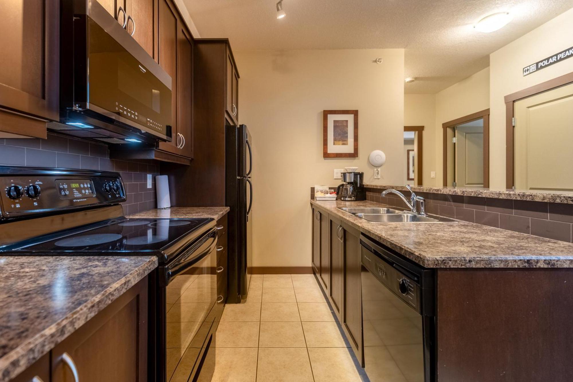 Silver Rock Condominiums By Fernie Central Reservations Экстерьер фото